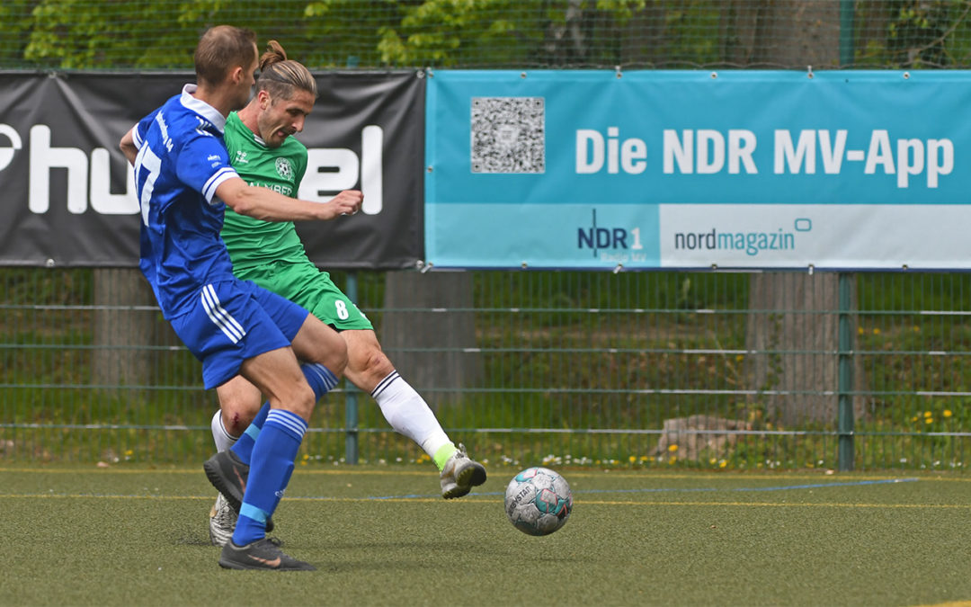 Schönberg schlägt den Tabellenführer