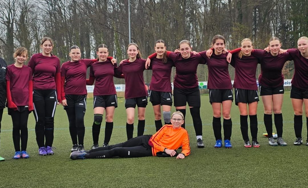 D-Junioren Mädchen gewinnen erstes Ligaspiel